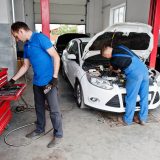 Synthetic oil vs. conventional oil.
